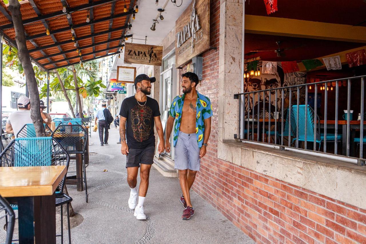 La Iguana Vallarta Lgbt Adults Only - Romantic Zone - Party Clubbing Street Puerto Vallarta Ngoại thất bức ảnh
