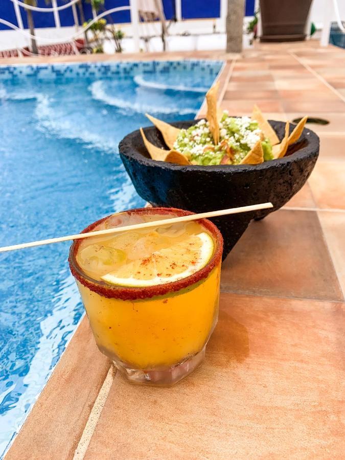 La Iguana Vallarta Lgbt Adults Only - Romantic Zone - Party Clubbing Street Puerto Vallarta Ngoại thất bức ảnh