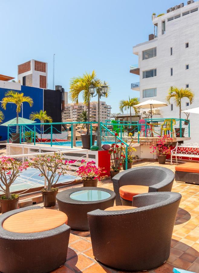 La Iguana Vallarta Lgbt Adults Only - Romantic Zone - Party Clubbing Street Puerto Vallarta Ngoại thất bức ảnh