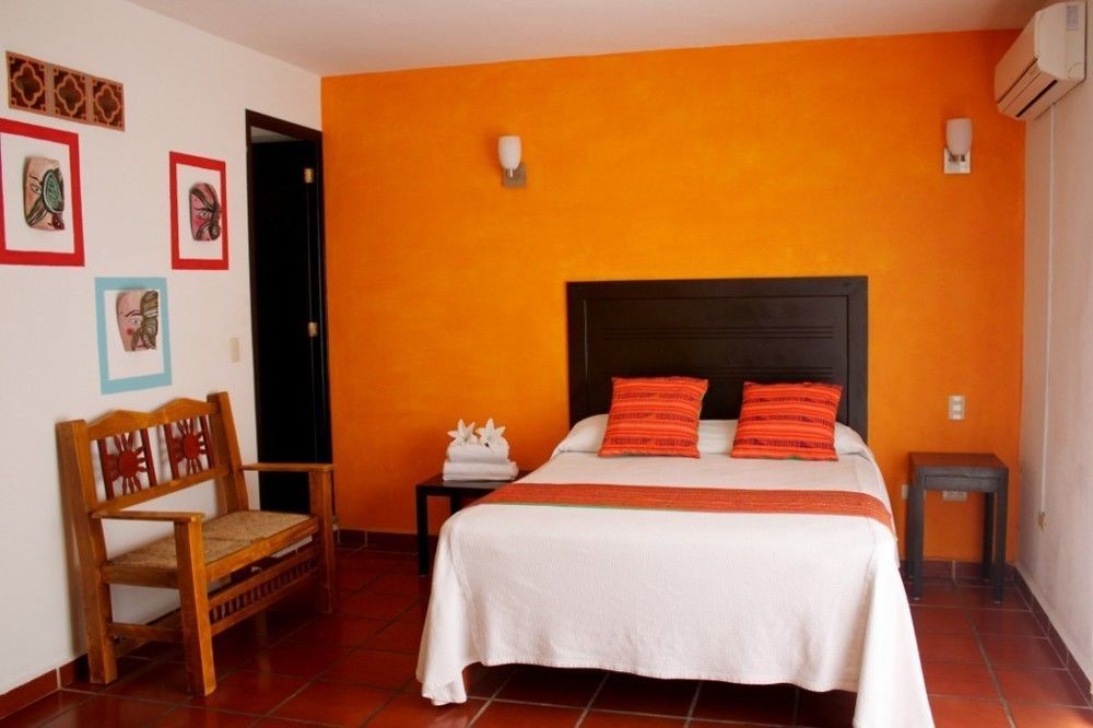 La Iguana Vallarta Lgbt Adults Only - Romantic Zone - Party Clubbing Street Puerto Vallarta Ngoại thất bức ảnh